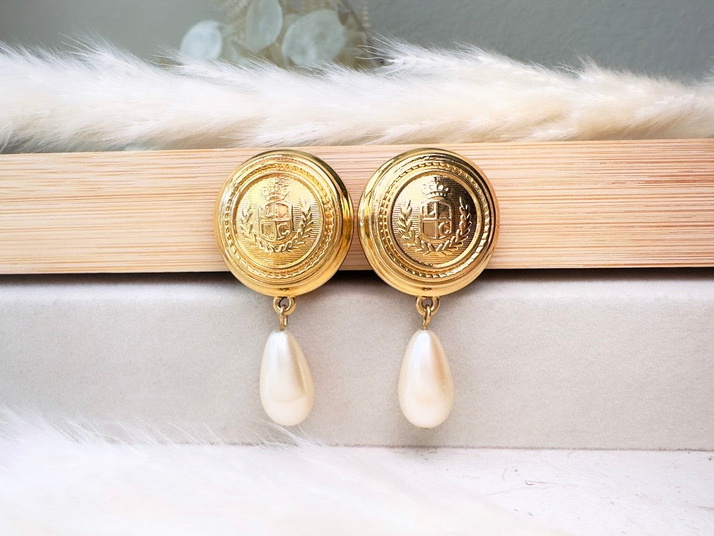 Etruscan Pearl Drop Earrings, Vintage Liz Claiborne Shield Clip On Earrings with Signaure Gold LCI Laurel Crest