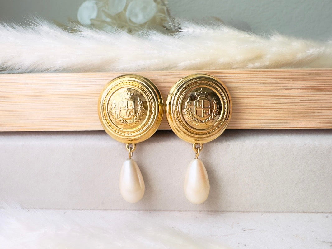 Etruscan Pearl Drop Earrings, Vintage Liz Claiborne Shield Clip On Earrings with Signaure Gold LCI Laurel Crest