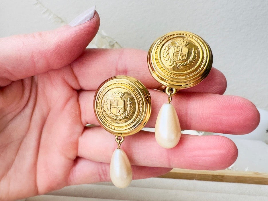 Etruscan Pearl Drop Earrings, Vintage Liz Claiborne Shield Clip On Earrings with Signaure Gold LCI Laurel Crest