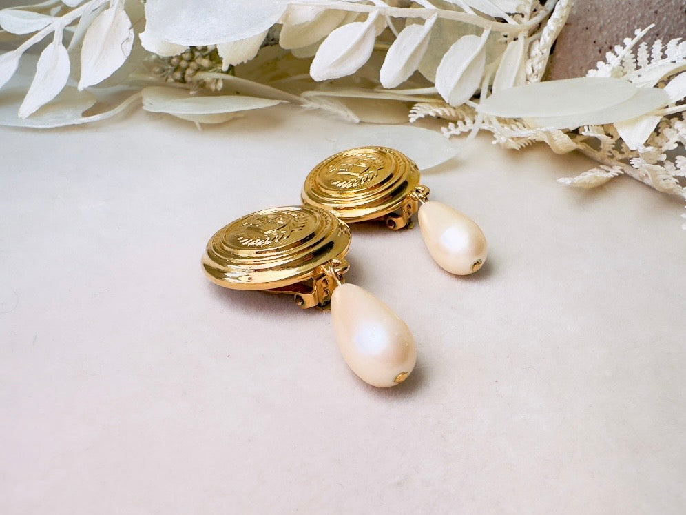 Etruscan Pearl Drop Earrings, Vintage Liz Claiborne Shield Clip On Earrings with Signaure Gold LCI Laurel Crest