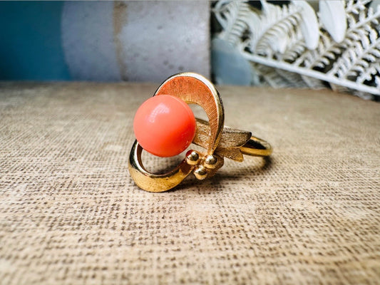 Vintage Orange Coral Ring, Avon 1975 Spindrift Ring, Faux Coral Statement Ring, Unique Gold Tone 70s Adjustable Ring Size 6-7
