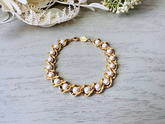 Vintage Gold Link Pearl Bracelet, Napier Pearl and Gold Bracelet, VTG 7.5" Bracelet, Classic Gold Chain Delicate Designer Vintage Bracelet