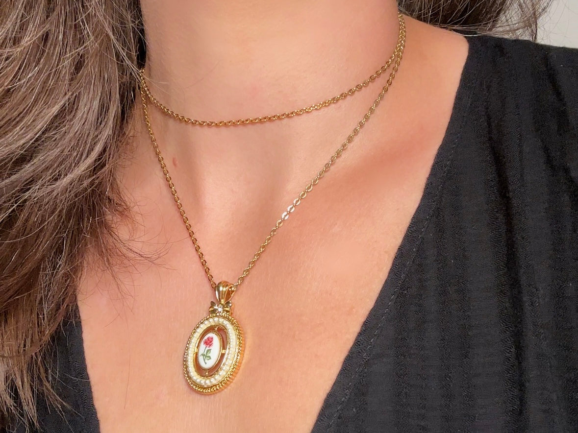 Pink Rose Vintage Pendant Necklace, Ceramic Rose and Pearl Openwork Vintage Avon Necklace, Rare Long Chain Necklace 31", Romantic