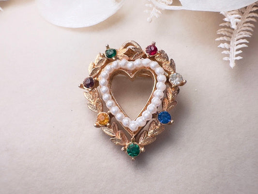 Vintage Heart Brooch, Bridgerton Inspired Romantic Regency Era Cottagecore Gold Heart Pin with Pearls and Rhinestones in Red Green and Blue