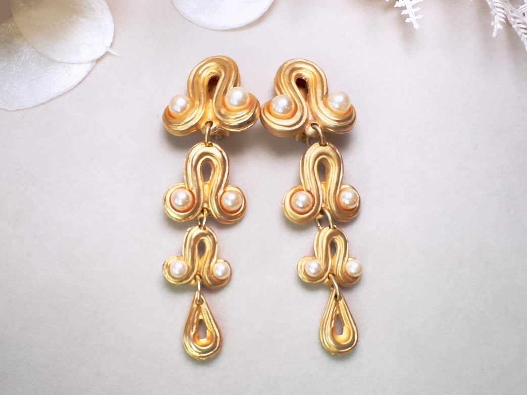 Vintage Blanca Designer Pearl Drop Oversized Matte Gold Clip On Earrings