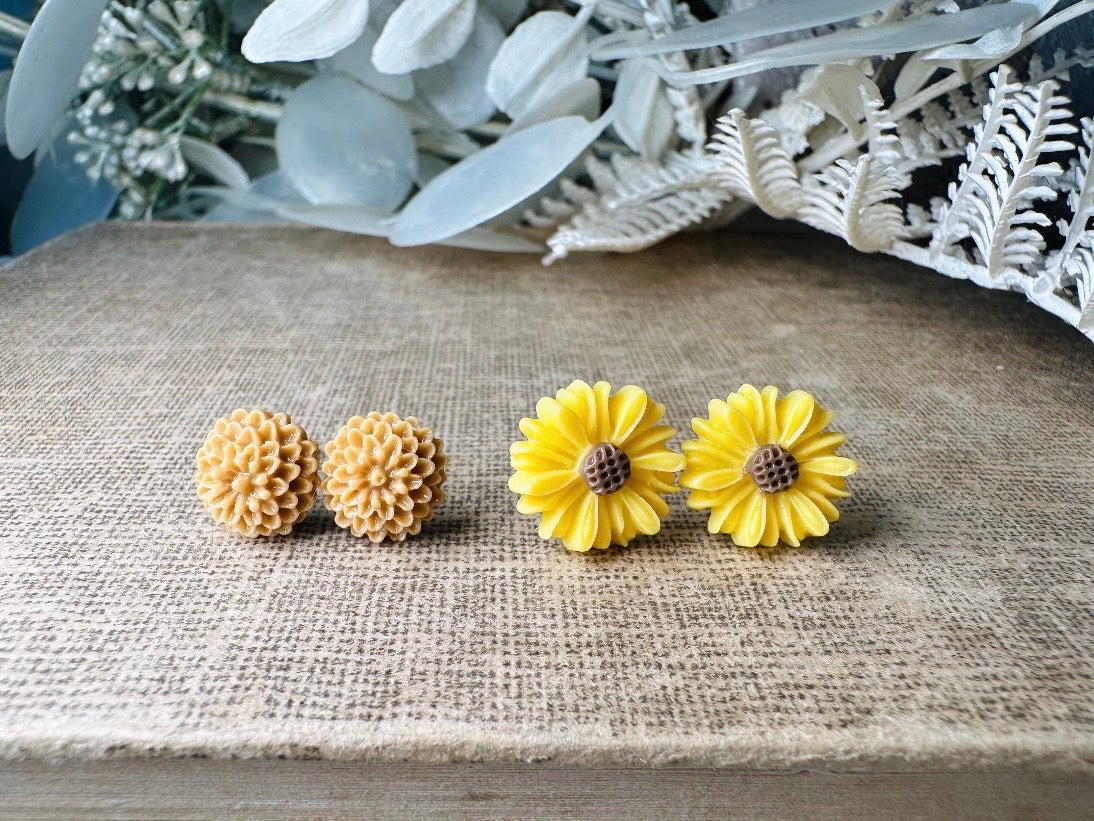 Flower Earring Gift Set, Yellow Gerber Daisy Earrings and Caramel Dahlia Post Earrings, Hypoallergenic Surgical Steel