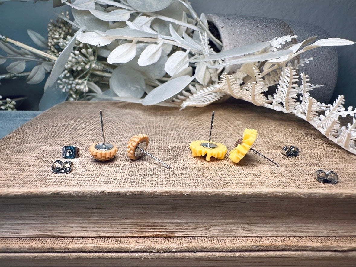Flower Earring Gift Set, Yellow Gerber Daisy Earrings and Caramel Dahlia Post Earrings, Hypoallergenic Surgical Steel