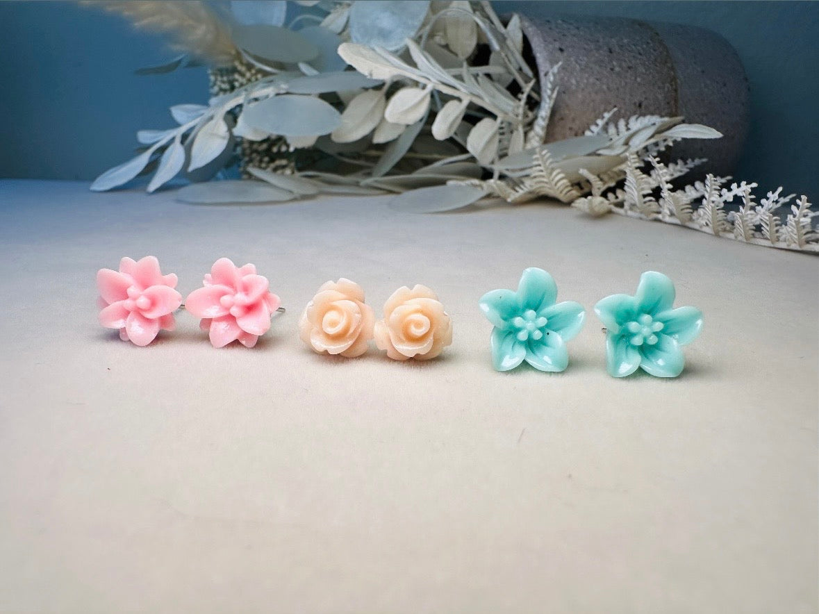 Flower Earring Stud Set in Pastel Shades- Pink Peach and Mint