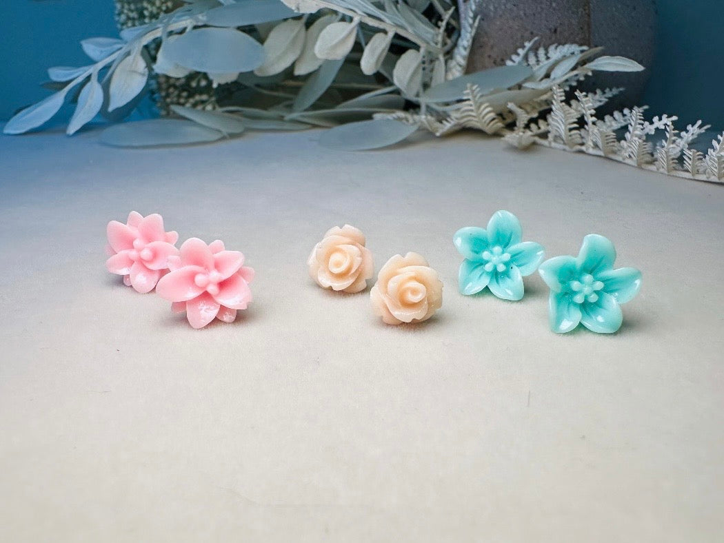 Flower Earring Stud Set in Pastel Shades- Pink Peach and Mint