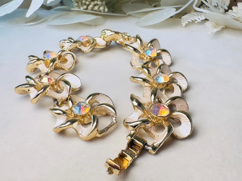 Flower Link Bracelet with Crystals, Romantic Vintage 60s Pearl Enamel Bracelet