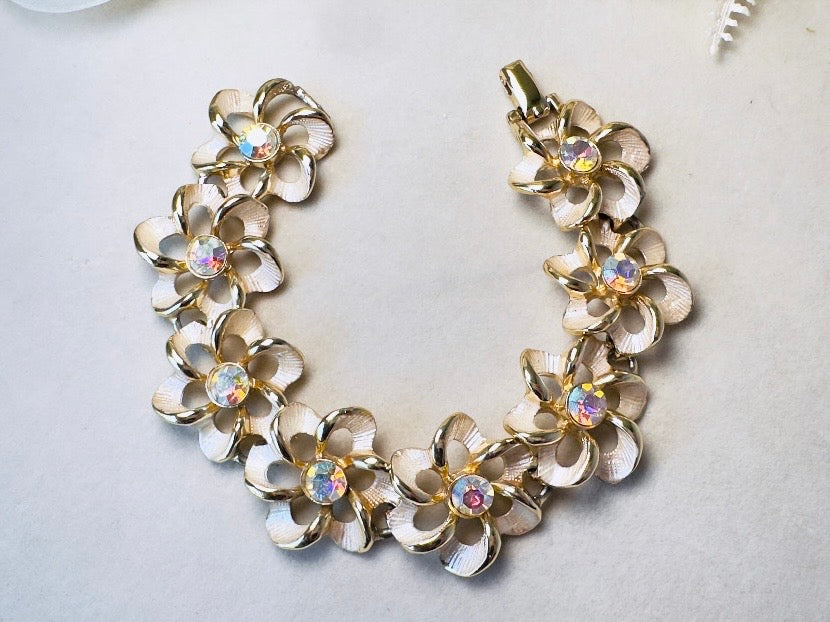 Flower Link Bracelet with Crystals, Romantic Vintage 60s Pearl Enamel Bracelet