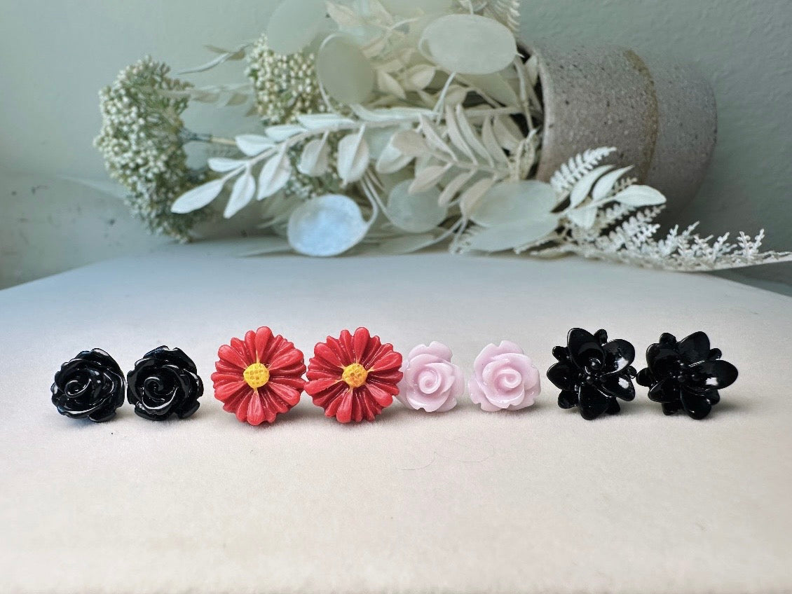 Flower Stud Earrings Gift Set in Black, Maroon and Lilac