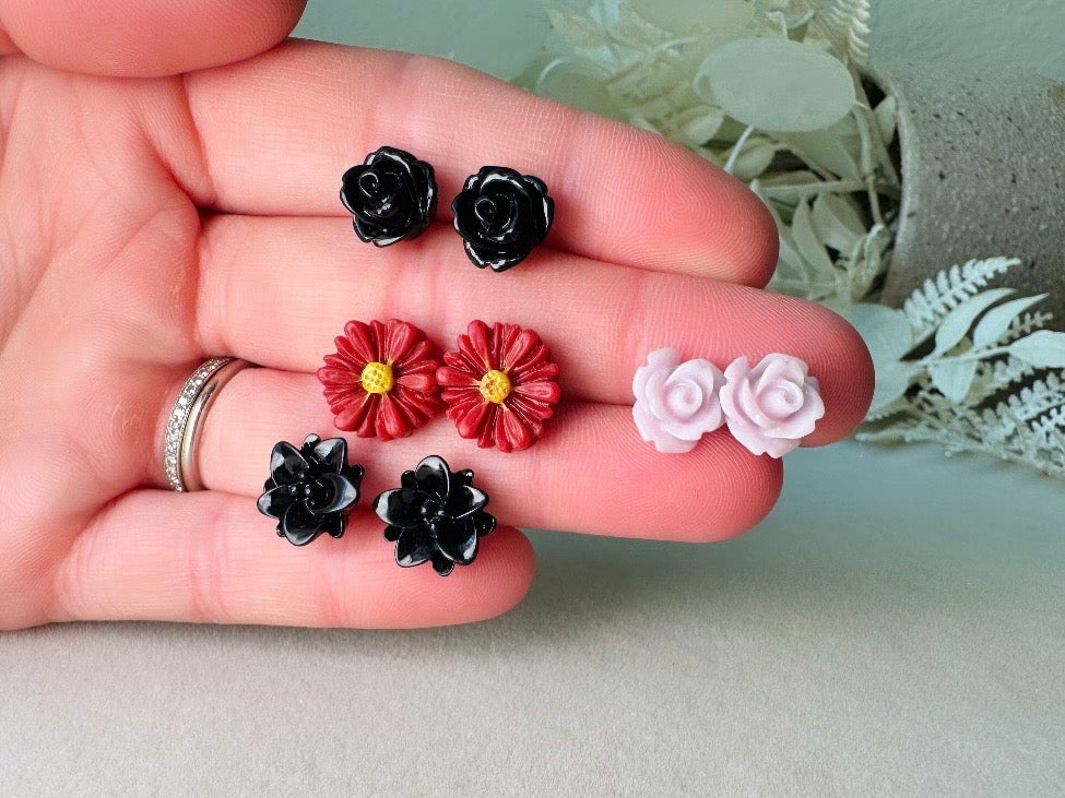 Flower Stud Earrings Gift Set in Black, Maroon and Lilac