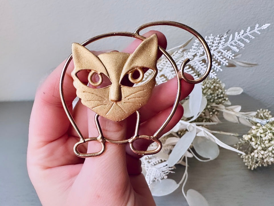 Gold Cat Brooch, Vintage Cat Pin, Vintage Modernist Gold Cat Kitty Wire Brooch, Quirky Animal Brooch, Cat Lover Gift, Cat Outline Brooch