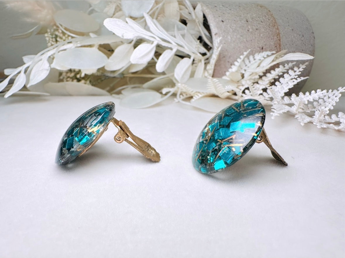 Glitter Confetti Earrings, Green Vintage Party Earrings, Teal and Gold Sparkly Clip on Earrings, Mod 60s Retro Holiday Jewelry