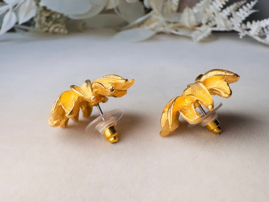 Gold Flower Earrings, Vintage Floral Textured Gold Pierced Post Earrings