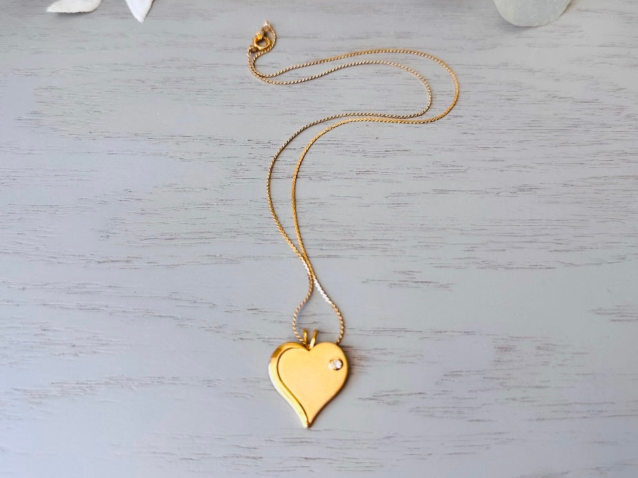Gold Heart Necklace with Diamond Rhinestone, Sweet Vintage Gold Heart Charm Necklace, Gold Heart Pendant Necklace, VTG 18" Chain Necklace