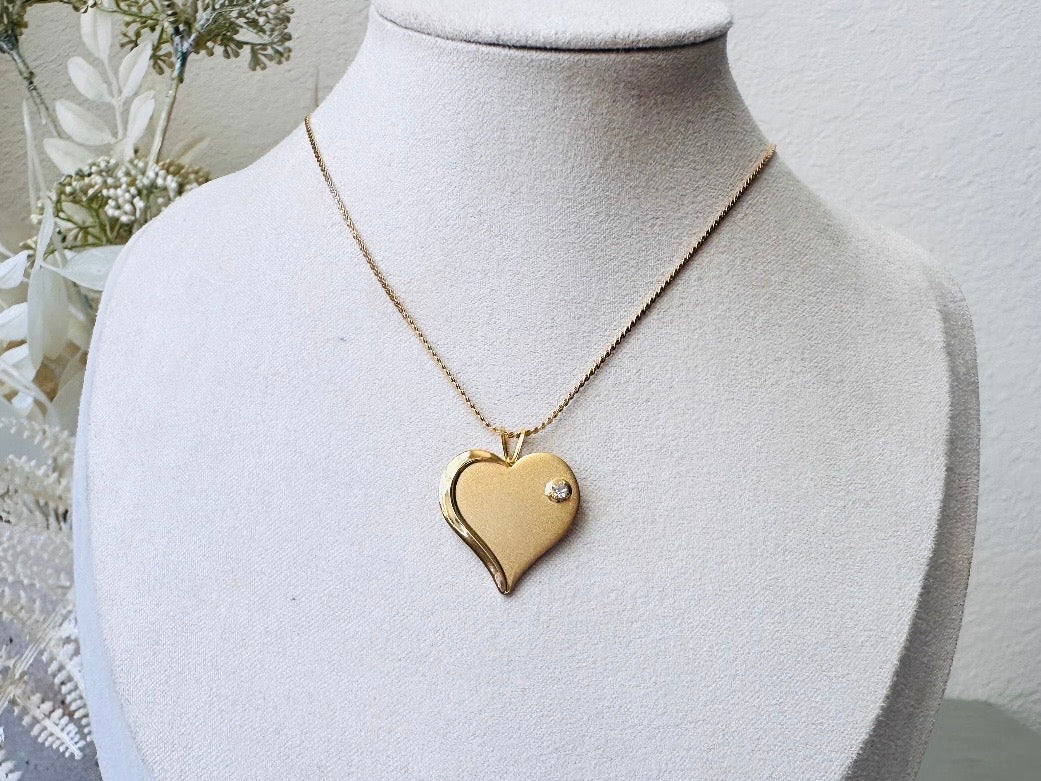 Gold Heart Necklace with Diamond Rhinestone, Sweet Vintage Gold Heart Charm Necklace, Gold Heart Pendant Necklace, VTG 18" Chain Necklace