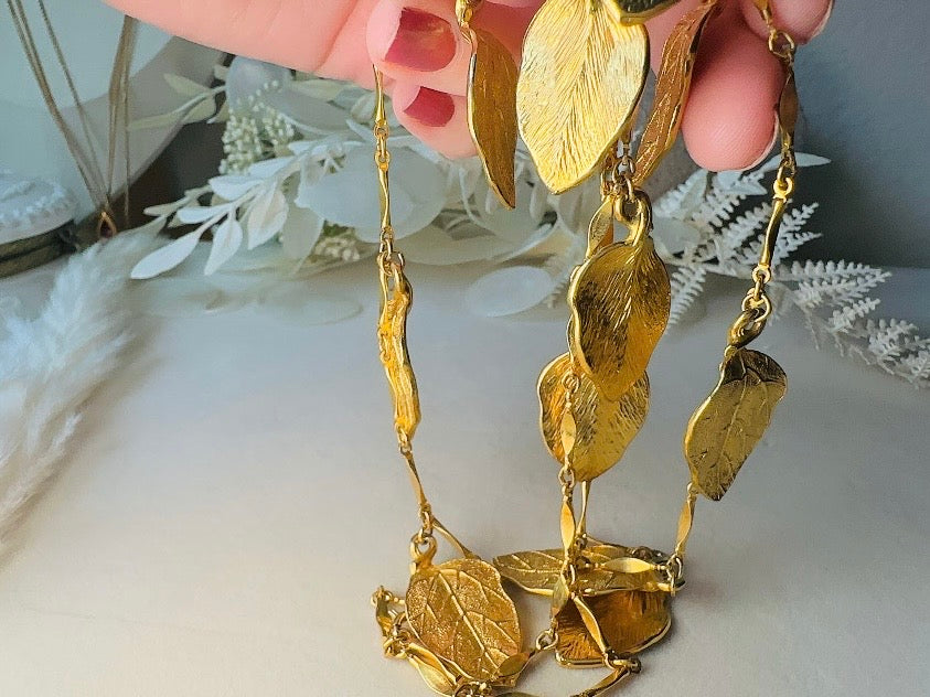 Gold Leaf Necklace, Vintage Long Chain Necklace with Leaves, Gold Charm Necklace