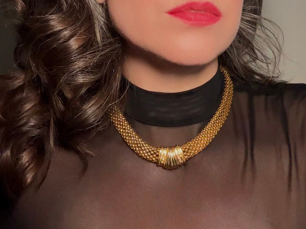 Gold Mesh Choker Necklace, 80s Vintage Woven Chain Collar Mogul Necklace, Magnetic Closure