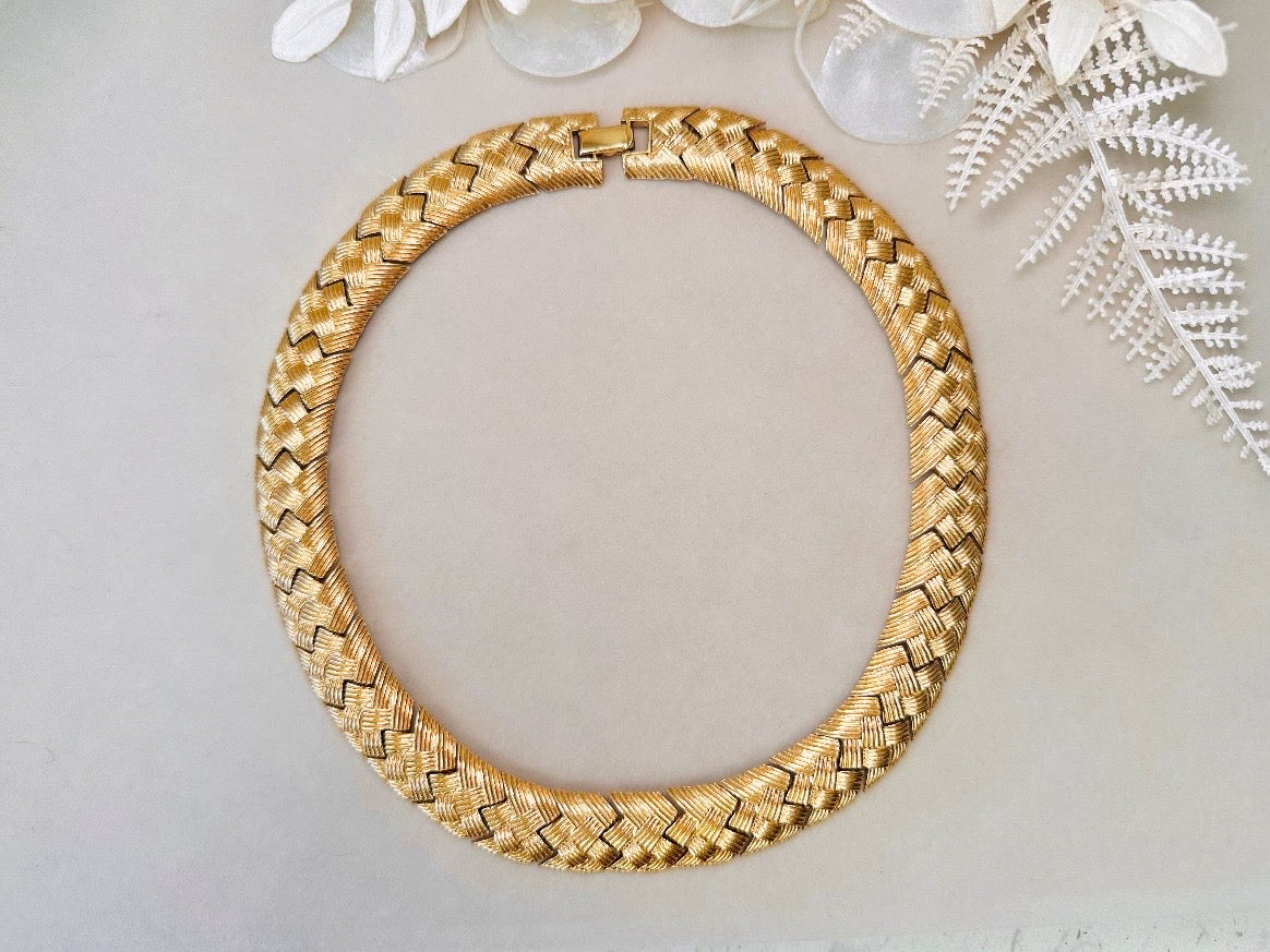 Gold Vintage Chain Necklace Basket Weave Style, Chunky Gold Woven Collar Necklace, Articulated Braided Thick Chain Necklace