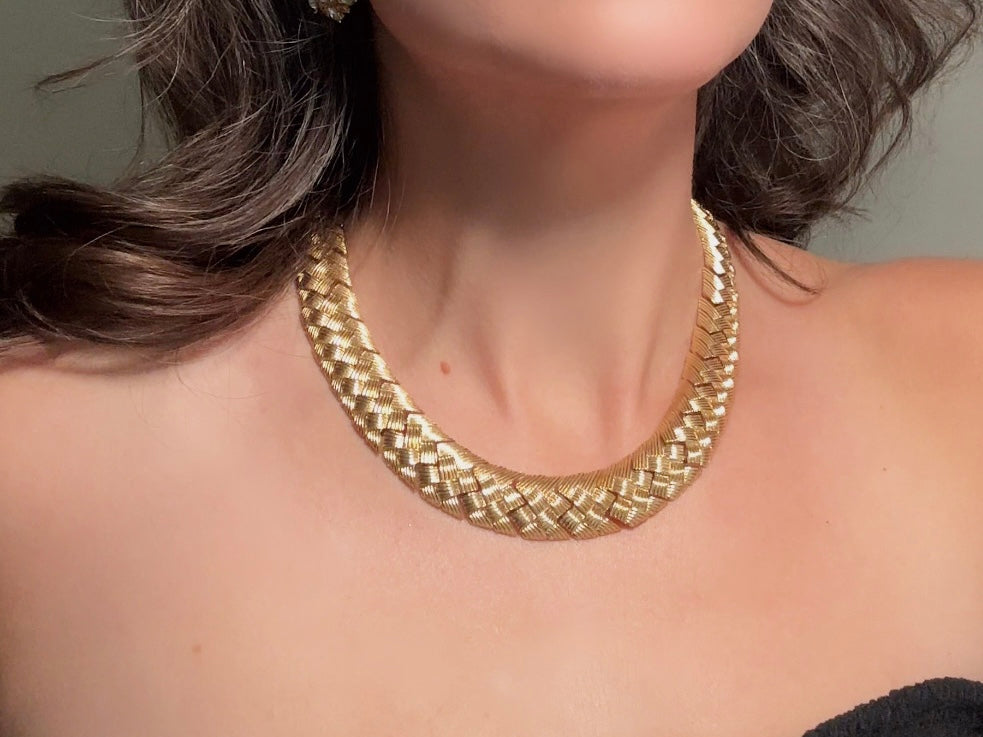 Gold Vintage Chain Necklace Basket Weave Style, Chunky Gold Woven Collar Necklace, Articulated Braided Thick Chain Necklace