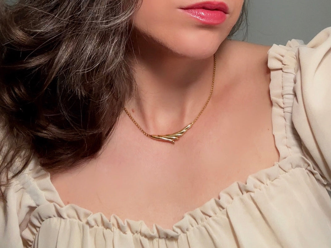 Gold Vintage Necklace, Dainty Napier Gold Bar Choker for Layering, Delicate Designer Necklace