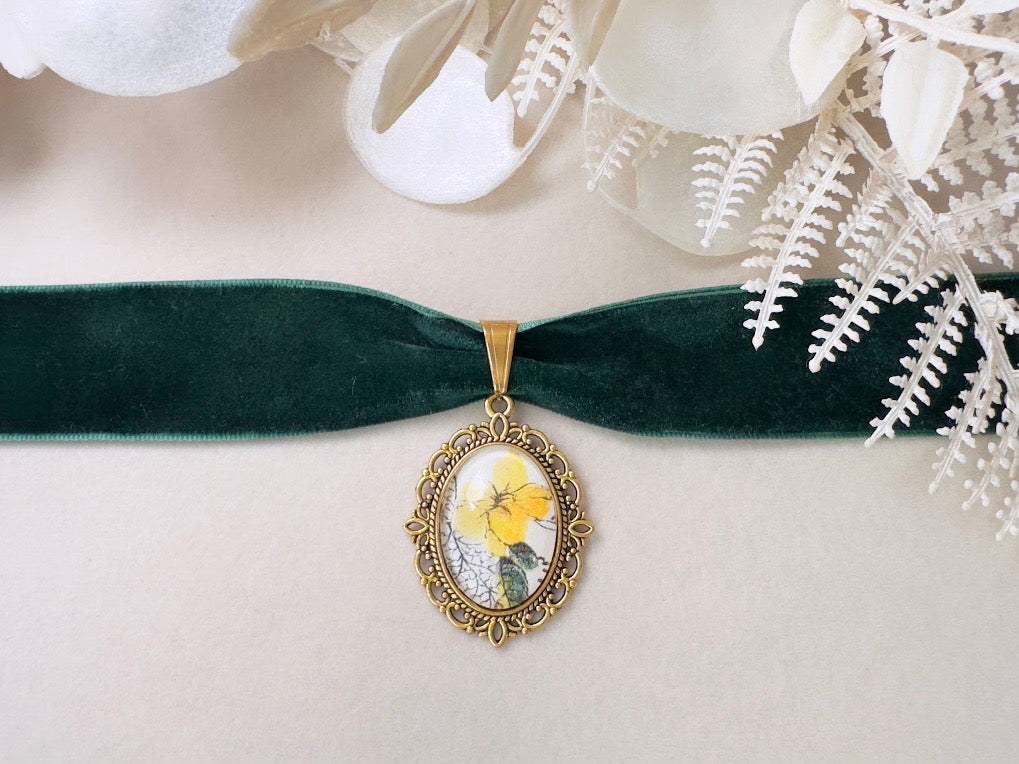 Green Velvet Choker with Handmade Floral Cameo, Thick Emerald Victorian Ribbon Choker with Flower Pendant in Yellow or Pink