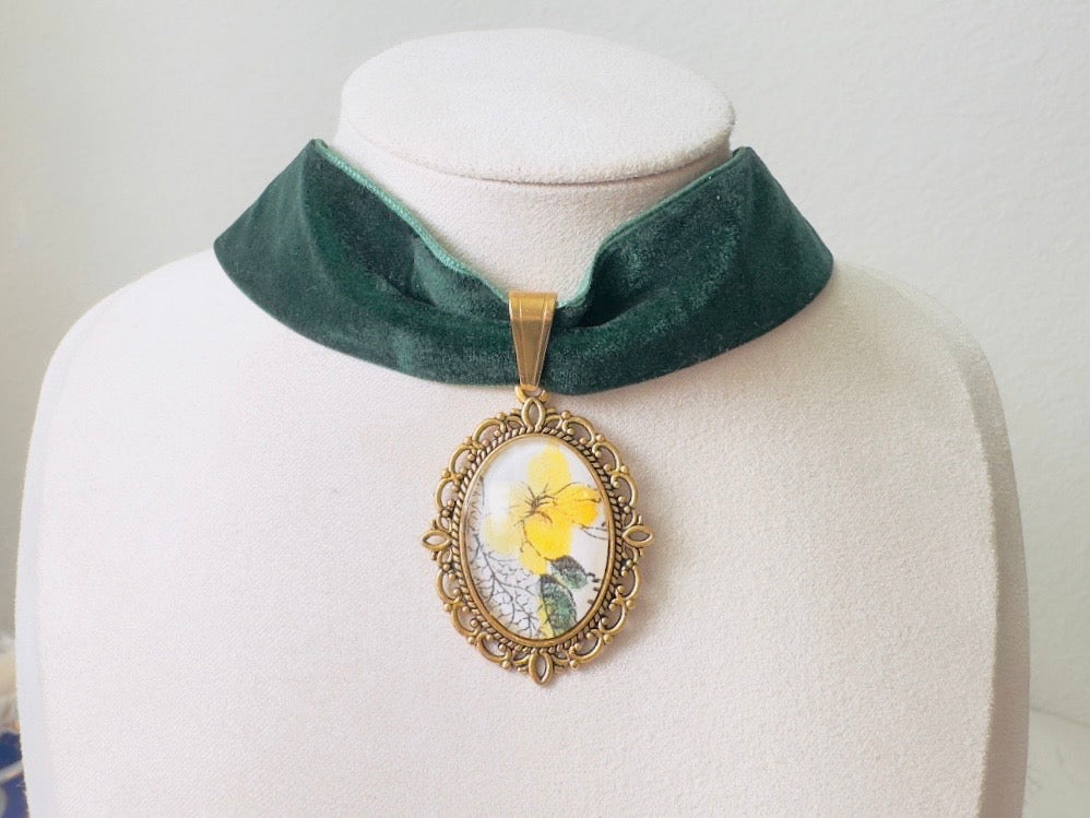 Green Velvet Choker with Handmade Floral Cameo, Thick Emerald Victorian Ribbon Choker with Flower Pendant in Yellow or Pink