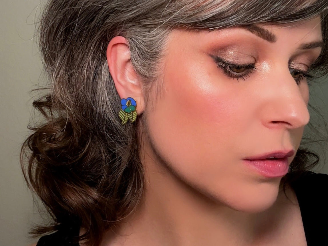 Laurel Burch Hibiscus Vintage Earrings, Blue and Green Flower Post Earrings from Piggle and Pop size reference