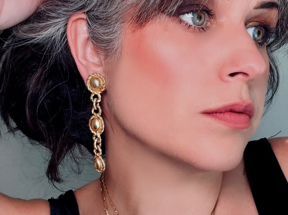 Matte Gold Drop Chain Earrings, Erwin Pearl Vintage Clip On Earrings, 1980s Dramatic Gold Earrings, Triple Link Chain Rope Border Earrings from Piggle and pop