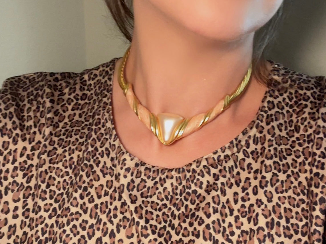 Napier Omega Necklace, Vintage 80s Gold and Peach Enamel Choker Necklace