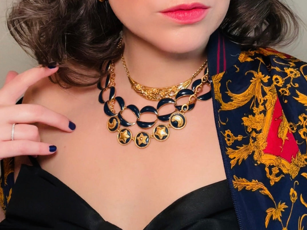 Navy Napier Necklace, Thick Gold Chain Designer Vintage Necklace, 80s Gold Midnight Blue Enamel Necklace, Vintage Signed Collar Necklace from Piggle and Pop