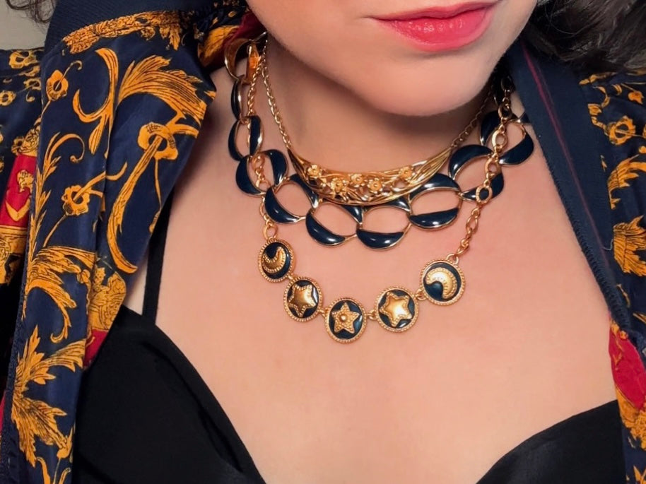 Navy Napier Necklace, Thick Gold Chain Designer Vintage Necklace, 80s Gold Midnight Blue Enamel Necklace, Vintage Signed Collar Necklace from Piggle and Pop