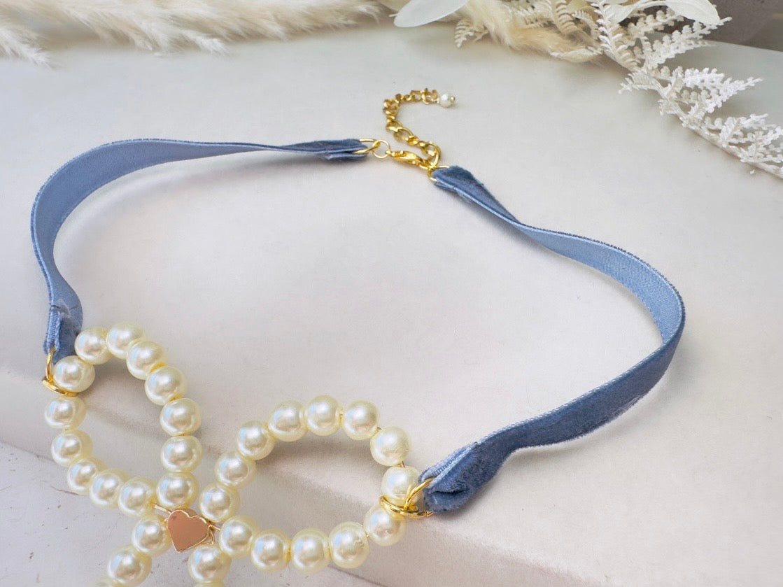 Pearl Bow Necklace with Blue Velvet Ribbon and Gold Heart, Handmade Coquette Choker Necklace with Vintage Gold Chain