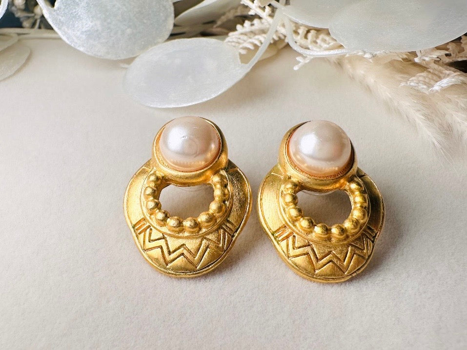 Pearl and Gold Etruscan Earrings, Vintage Pierced Door Knocker Earrings with Etched Detailing