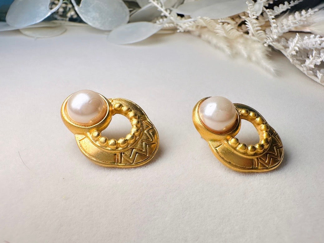 Pearl and Gold Etruscan Earrings, Vintage Pierced Door Knocker Earrings with Etched Detailing