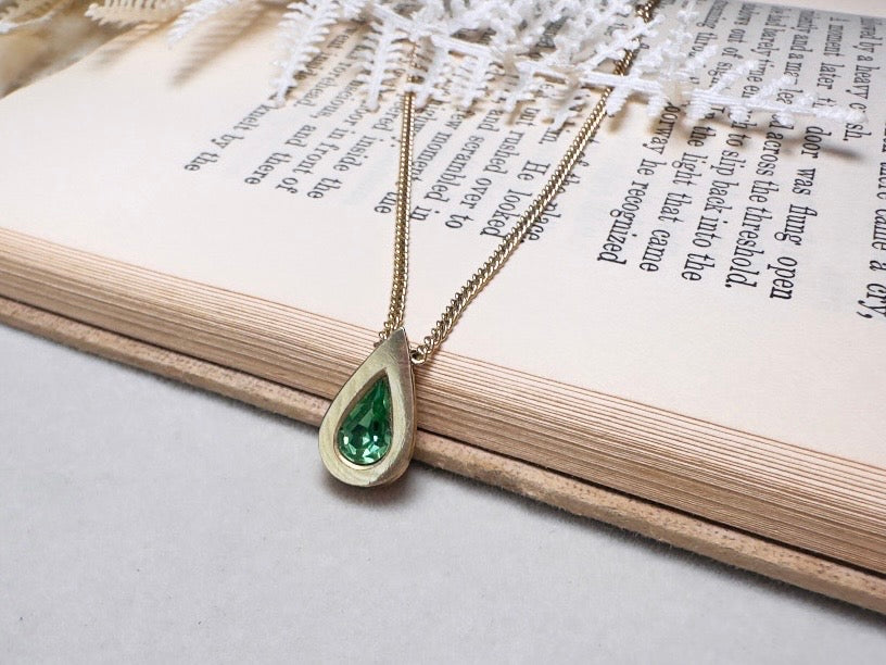 Peridot Teardrop Birthstone Necklace, Vintage Austrian Crystal Green Raindrop Pendant on Fine Gold Chain