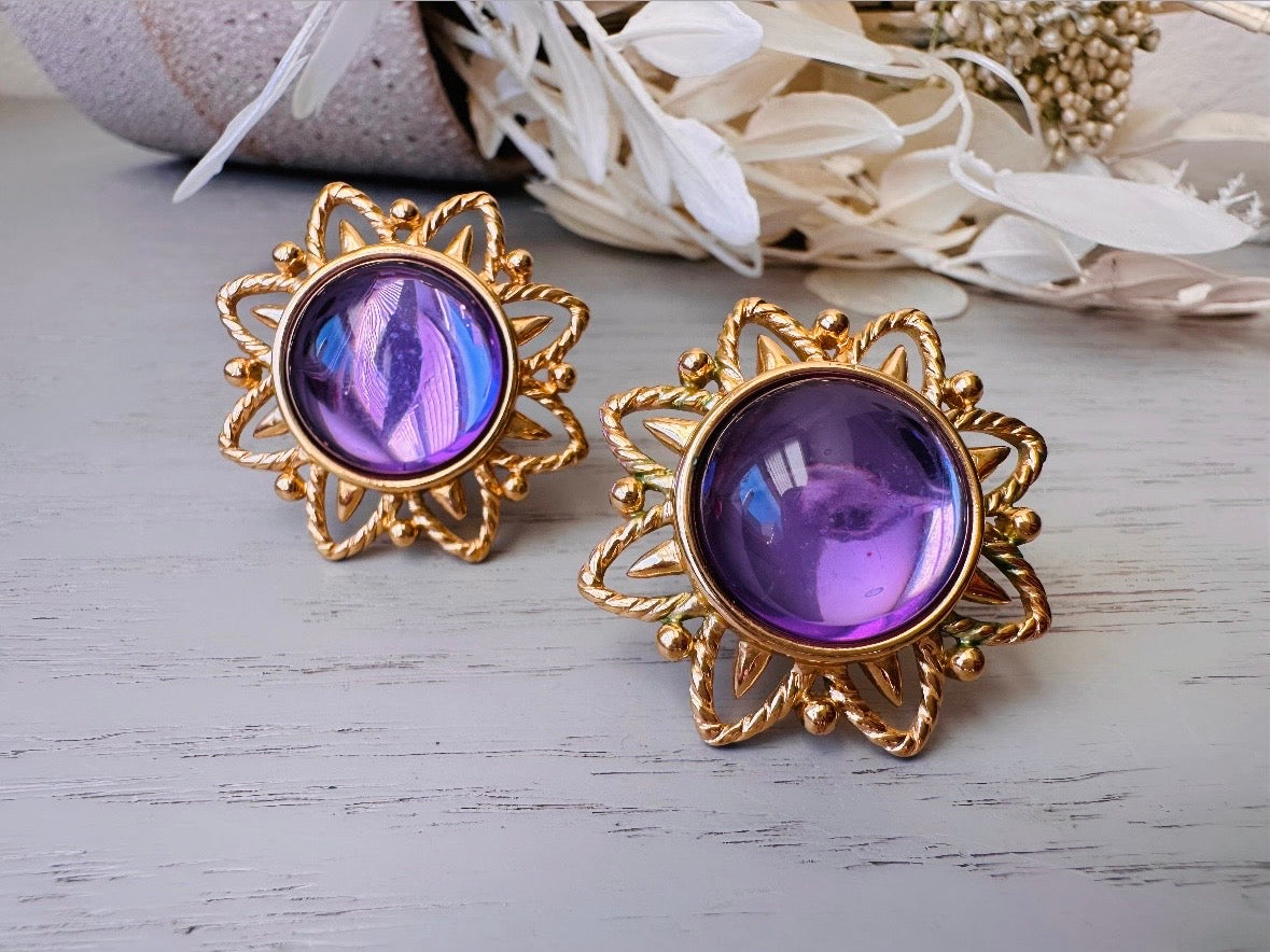 Purple Trifari Jelly Belly Sun Earrings, Rare Moonglow Violet Domed Glass Earrings from Piggle and Pop