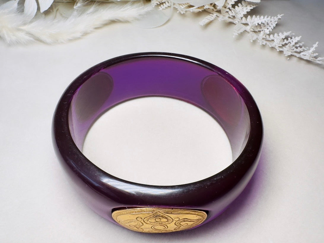 Purple Vintage Bangle Bracelet, Liz Claiborne 80s Translucent Lucite Bracelet with Three Etruscan Gold Heart Shields