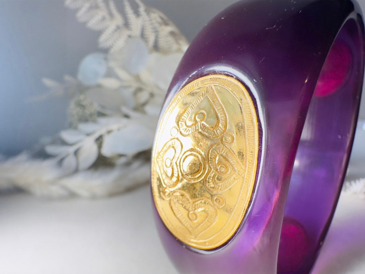 Purple Vintage Bangle Bracelet, Liz Claiborne 80s Translucent Lucite Bracelet with Three Etruscan Gold Heart Shields