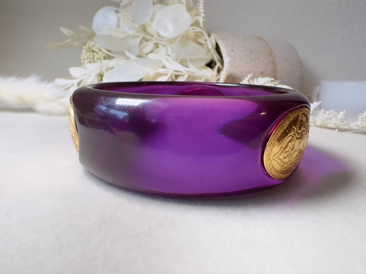 Purple Vintage Bangle Bracelet, Liz Claiborne 80s Translucent Lucite Bracelet with Three Etruscan Gold Heart Shields