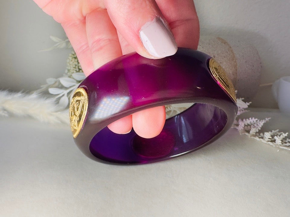 Purple Vintage Bangle Bracelet, Liz Claiborne 80s Translucent Lucite Bracelet with Three Etruscan Gold Heart Shields