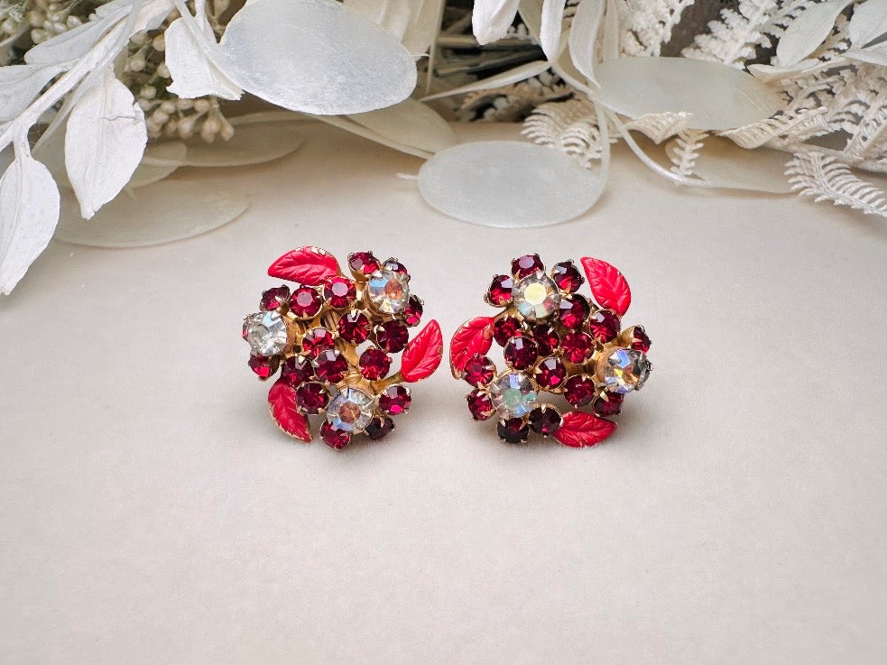 Red Crystal Flower Earrings, Vintage WEISS Rhinestone Earrings, 40s Floral Rhinestone Clip On Earrings, with Matte Red Enamel Leaves