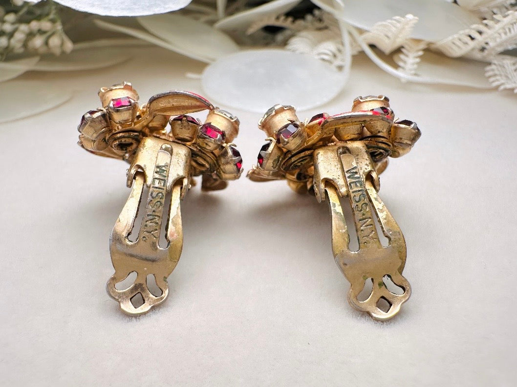 Red Crystal Flower Earrings, Vintage WEISS Rhinestone Earrings, 40s Floral Rhinestone Clip On Earrings, with Matte Red Enamel Leaves