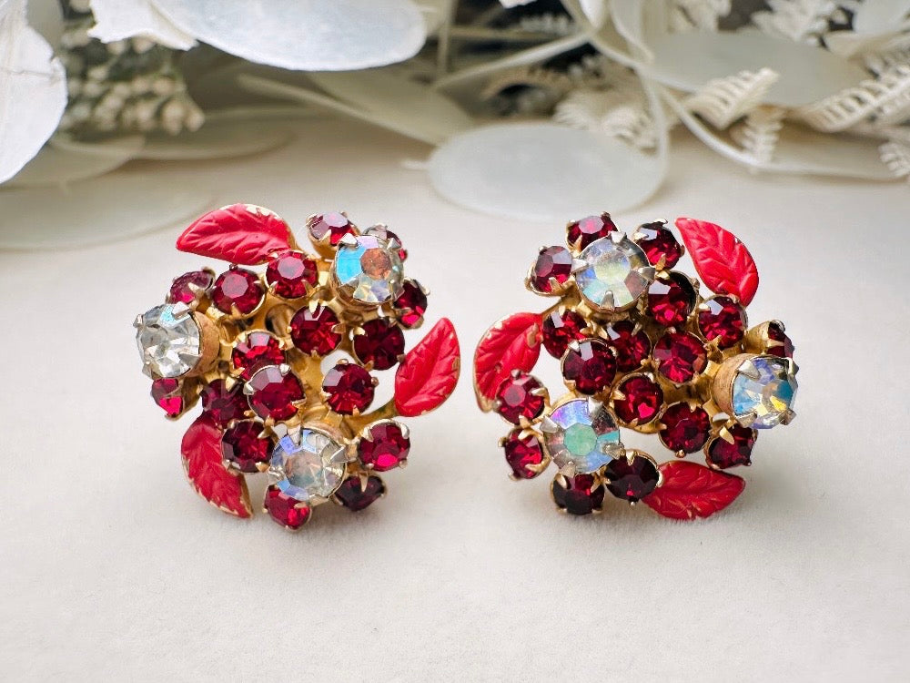 Red Crystal Flower Earrings, Vintage WEISS Rhinestone Earrings, 40s Floral Rhinestone Clip On Earrings, with Matte Red Enamel Leaves