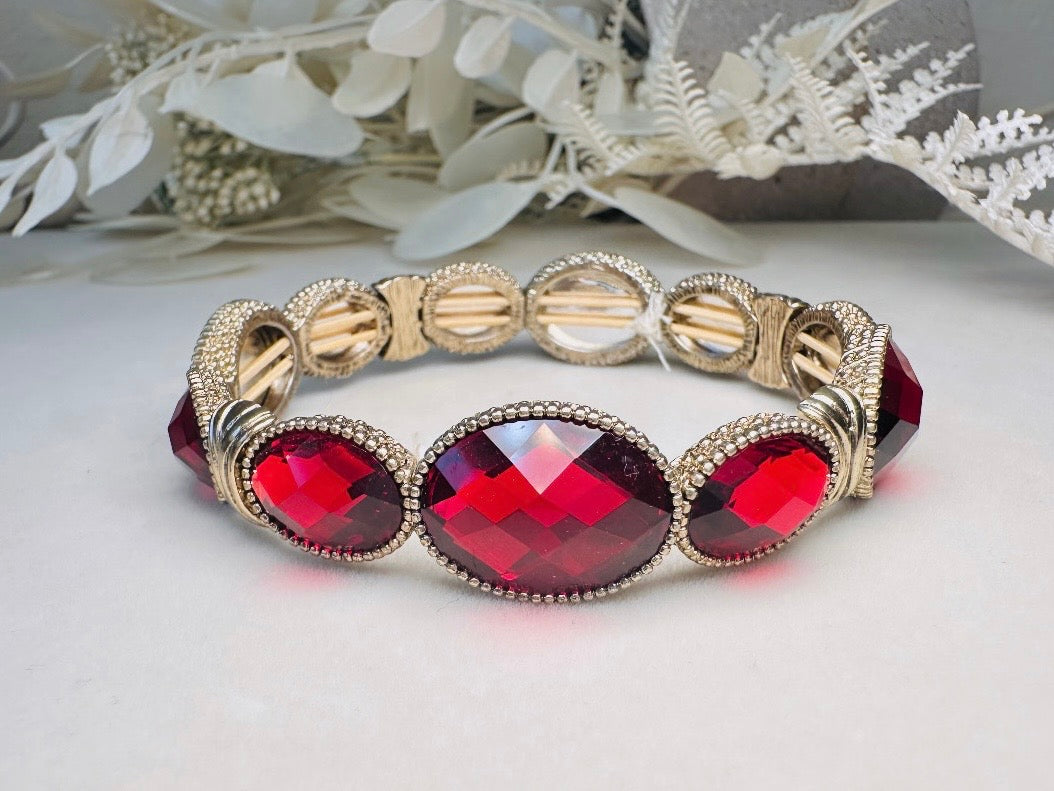 Red Napier Bracelet, Gorgeous Gold and Glowing Red Oval Cabochon Bezel Set Stretch Link Bracelet