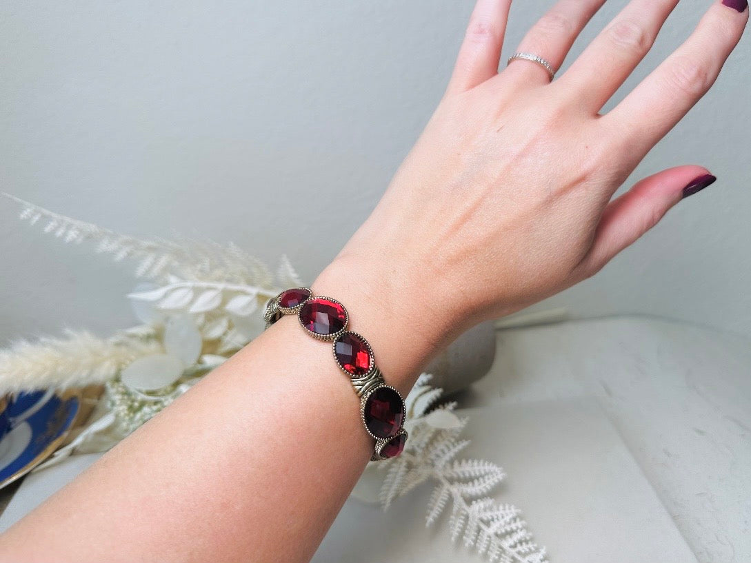 Red Napier Bracelet, Gorgeous Gold and Glowing Red Oval Cabochon Bezel Set Stretch Link Bracelet