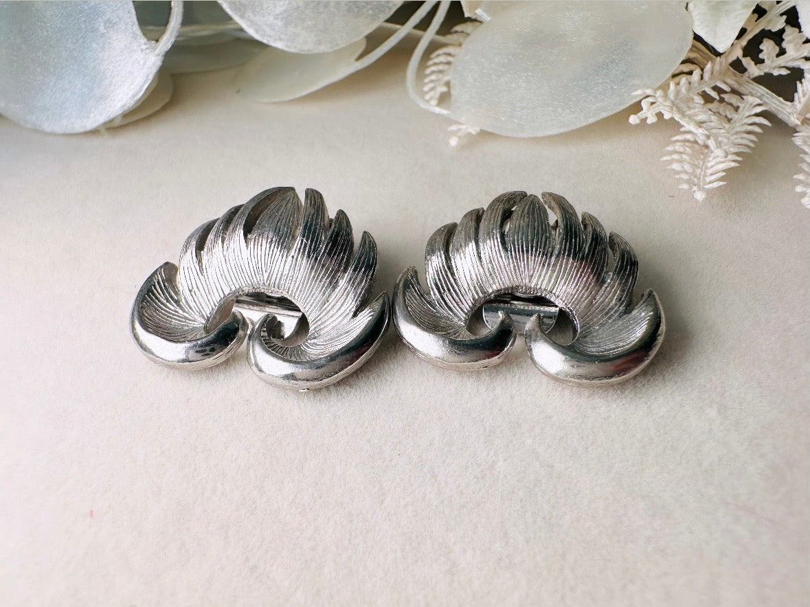 Silver Heart Earrings, Unique Vintage Wing Earrings in Heart Shape, Antique Silver Clip On Statement Earrings