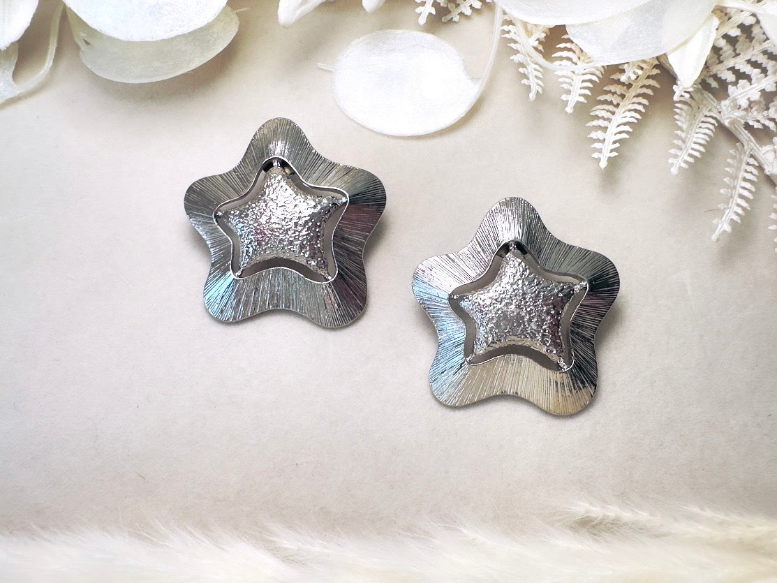 Silver Star Earrings, Big Textured Star Cut Out Pierced Post Statement Earrings, Chunky Vintage Celestial Jewelry